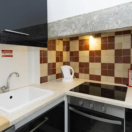 Apartament In Center With A Terrace, 317 Lizbona