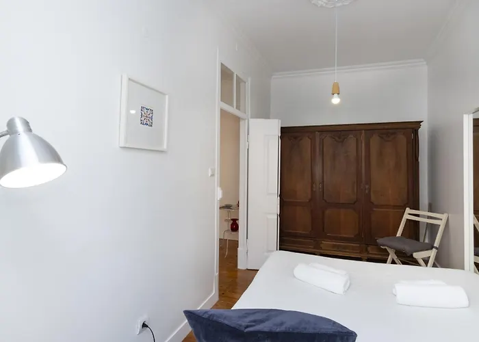 Comfortable With Terrace Near Marques De Pombal, - Ttl317 *