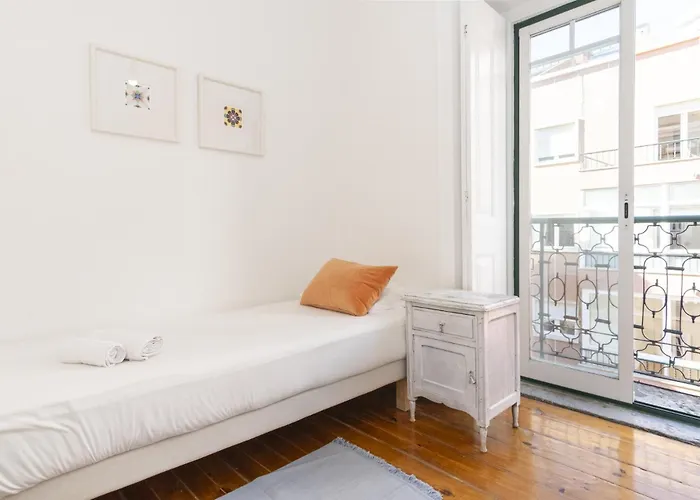 Comfortable With Terrace Near Marques De Pombal, - Ttl317 アパート リスボン