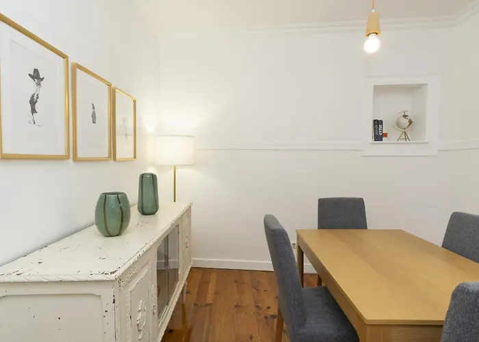 Comfortable With Terrace Near Marques De Pombal, - Ttl317 Appartamento