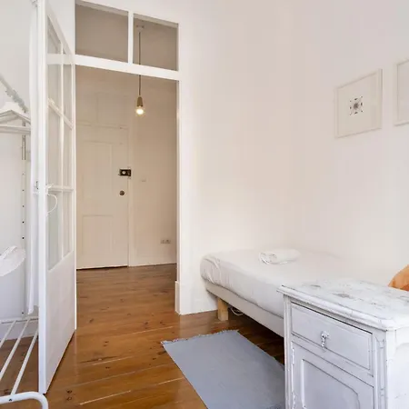 شقة Comfortable With Terrace Near Marques De Pombal, - Ttl317 Lisboa
