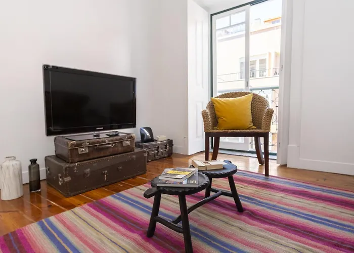 Comfortable With Terrace Near Marques De Pombal, - Ttl317 ליסבון